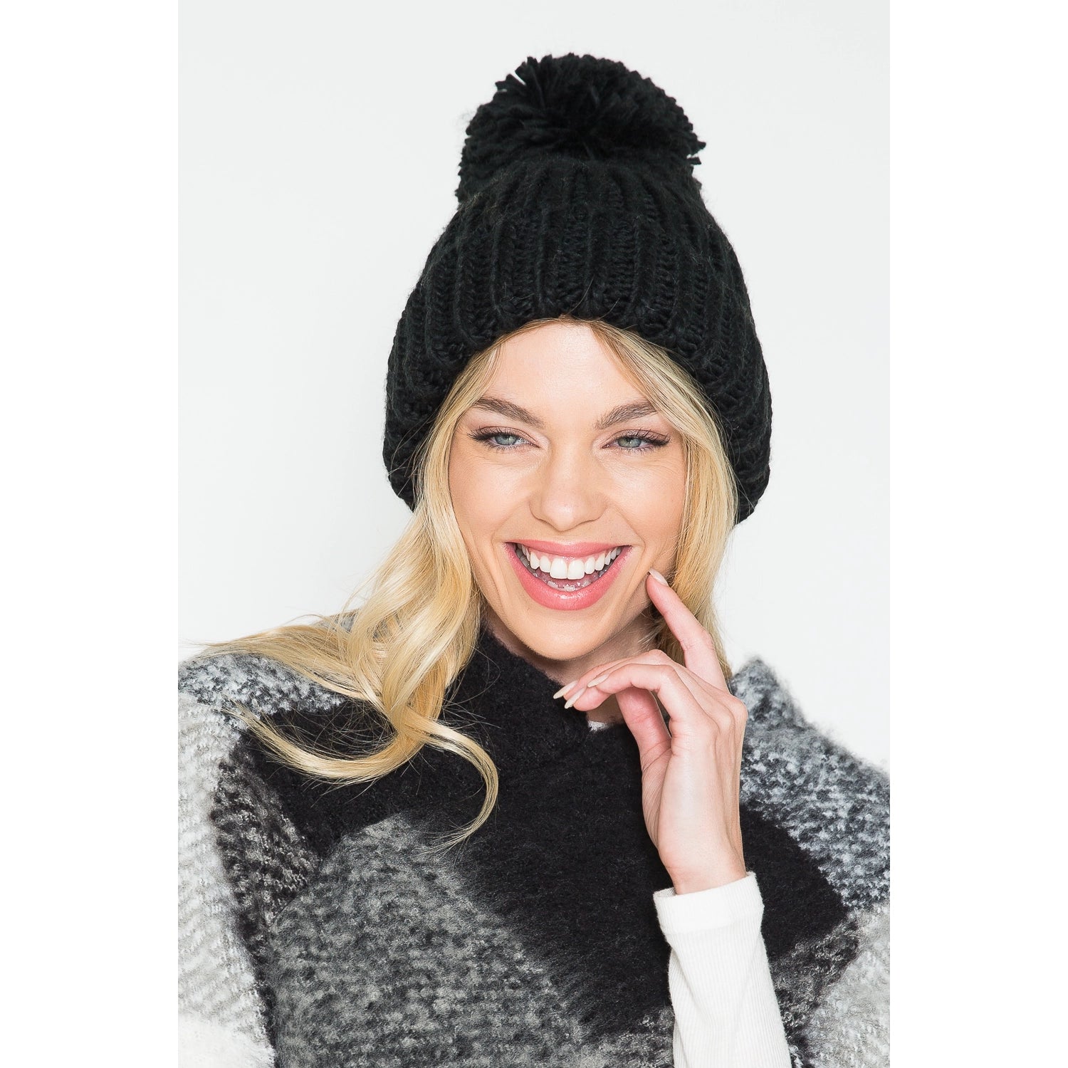 Black Pearl Pom Pom Hat
